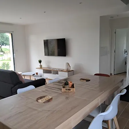 Entre Terre Et Baie,20min Du Mont-st-michel Wifi בית נופש